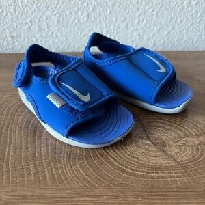 Nike Blue Sandals with Adjustable Straps Size 5